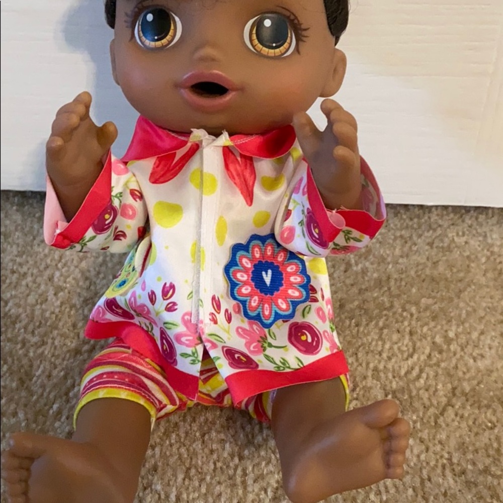 Baby Alive - Picture 3 of 3